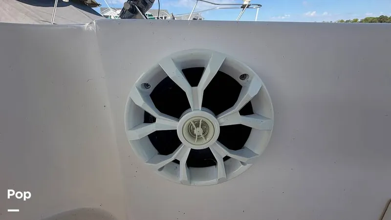 Slide: The Image of Rinker 312 Fiesta Vee 2004 - 16813824