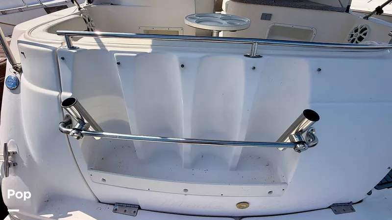 Slide: The Image of Rinker 312 Fiesta Vee 2004 - 16813832
