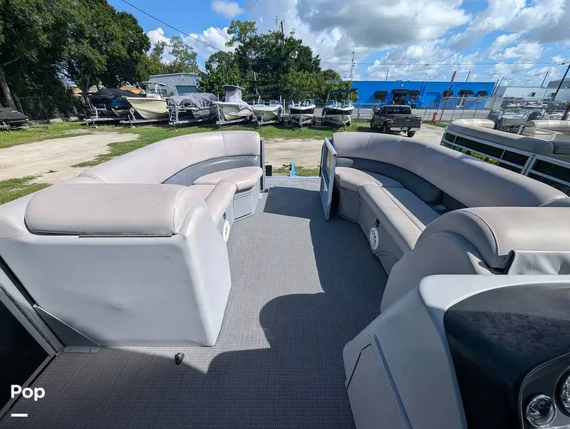 Slide: The Image of Bentley Pontoons 220 Cruise 2020 - 16695887