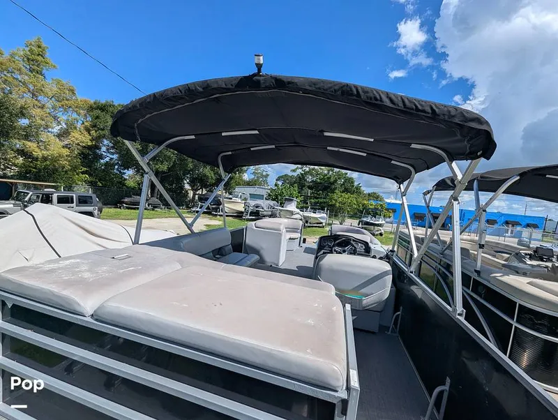 Slide: The Image of Bentley Pontoons 220 Cruise 2020 - 16695933