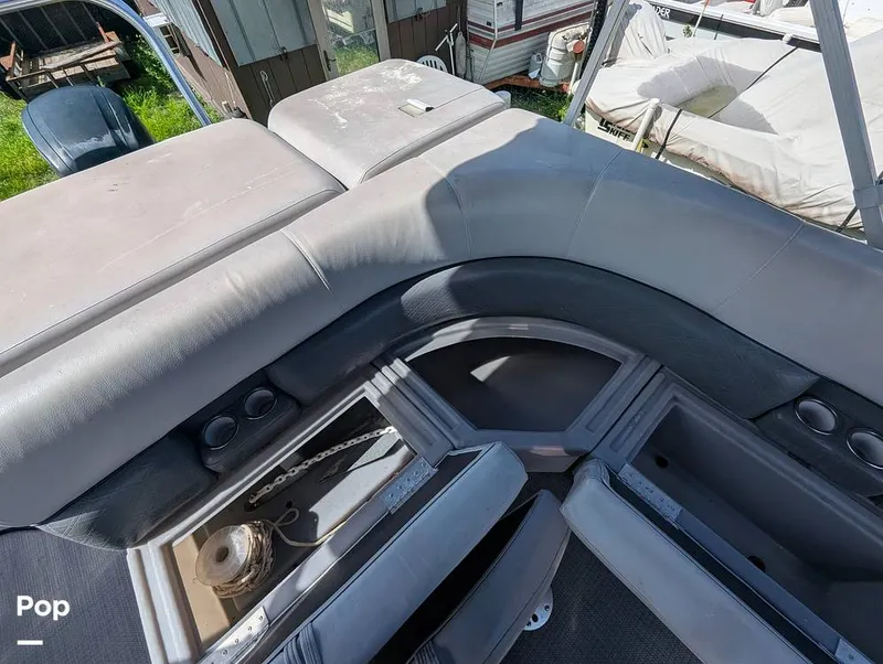 Slide: The Image of Bentley Pontoons 220 Cruise 2020 - 16695926