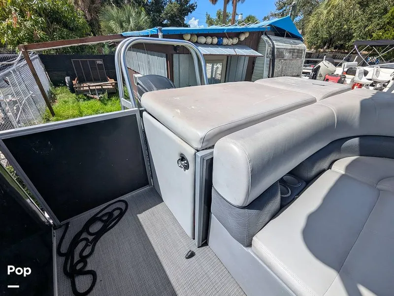 Slide: The Image of Bentley Pontoons 220 Cruise 2020 - 16696002