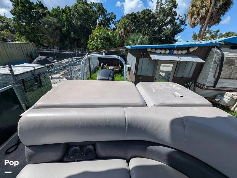 Slide: The Image of Bentley Pontoons 220 Cruise 2020 - 16695930