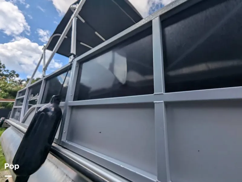 Slide: The Image of Bentley Pontoons 220 Cruise 2020 - 16695997