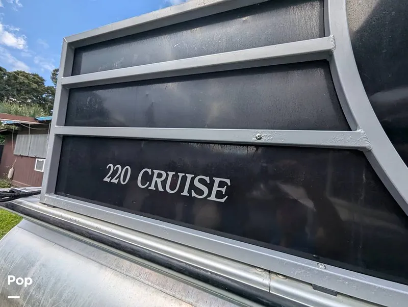 Slide: The Image of Bentley Pontoons 220 Cruise 2020 - 16695999