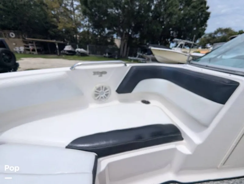 Slide: The Image of Chaparral H2O 21 Deluxe 2017 - 16674366