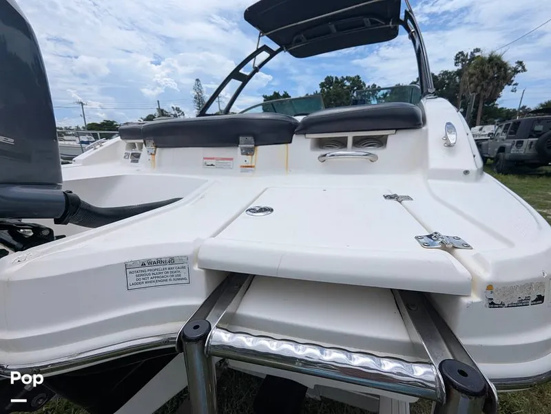 Slide: The Image of Chaparral H2O 21 Deluxe 2017 - 16674408