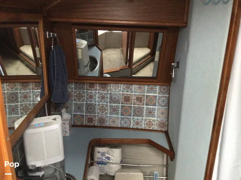 Slide: The Image of Sea Ray 360 Aft Cabin 1987 - 16688050