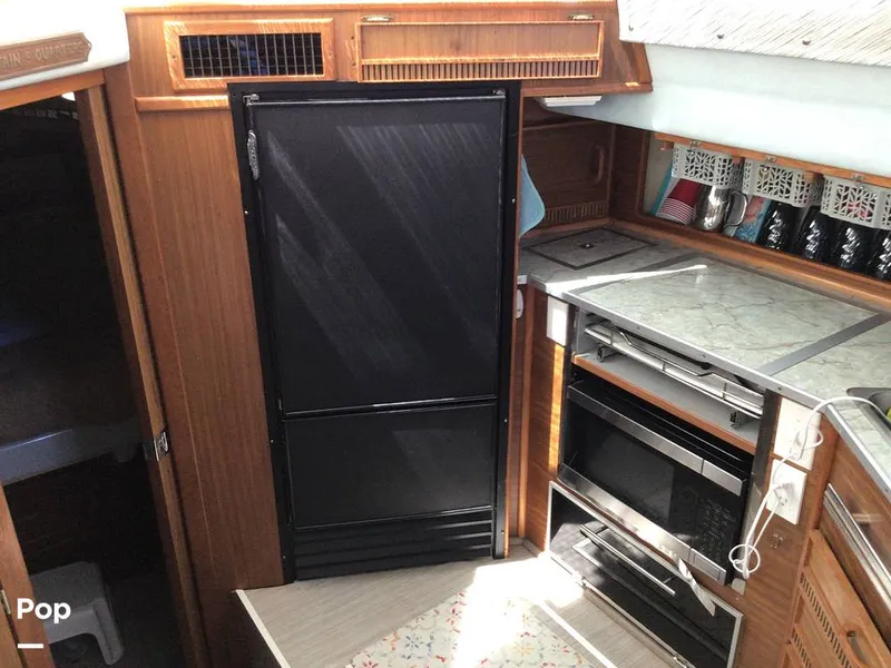 Slide: The Image of Sea Ray 360 Aft Cabin 1987 - 16687942