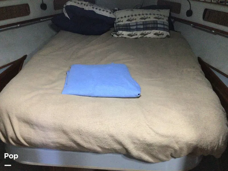 Slide: The Image of Sea Ray 360 Aft Cabin 1987 - 16688073