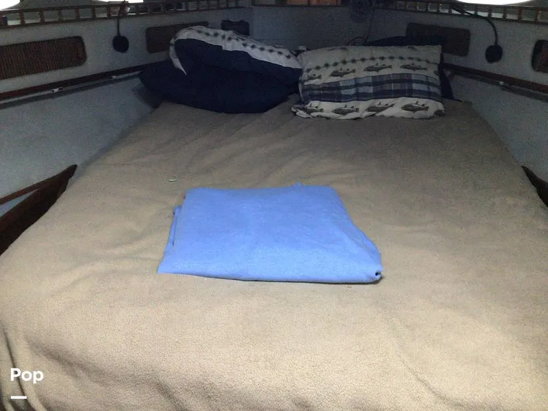 Slide: The Image of Sea Ray 360 Aft Cabin 1987 - 16688070