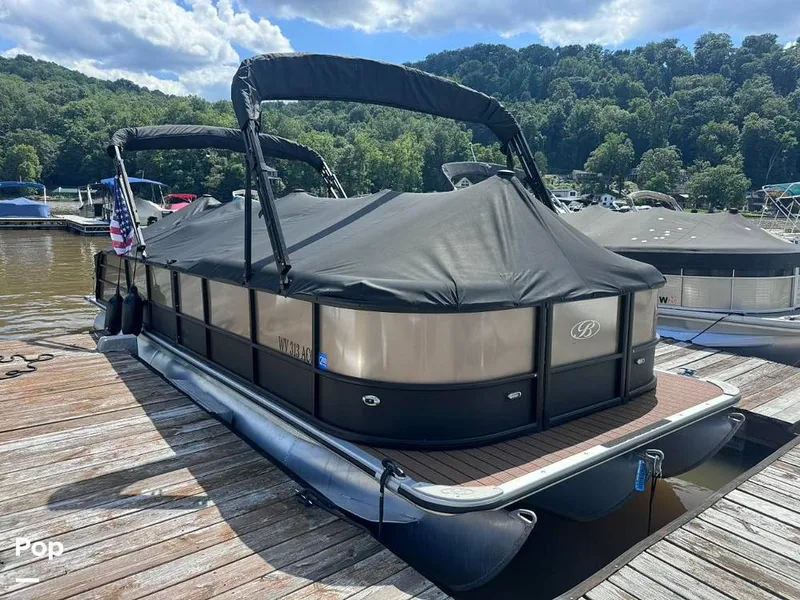 The Image of Bentley Pontoons Legacy 243 2023 - 16665074