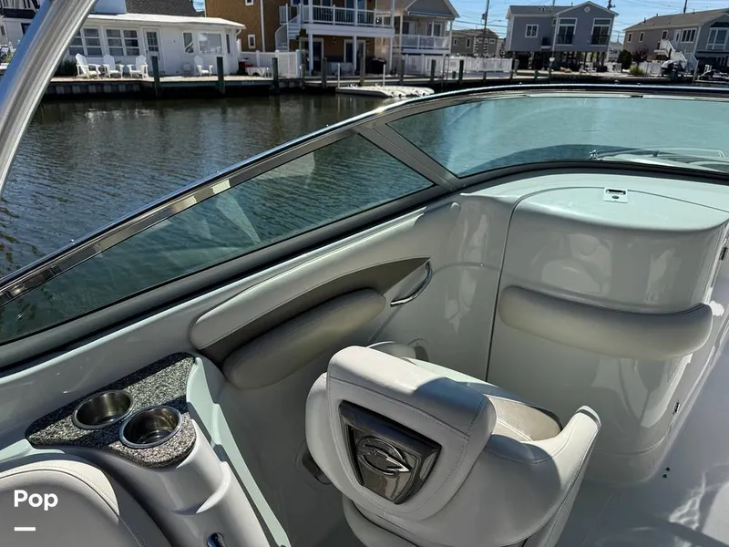 Slide: The Image of Crownline Boats 260 LS 2009 - 16722821