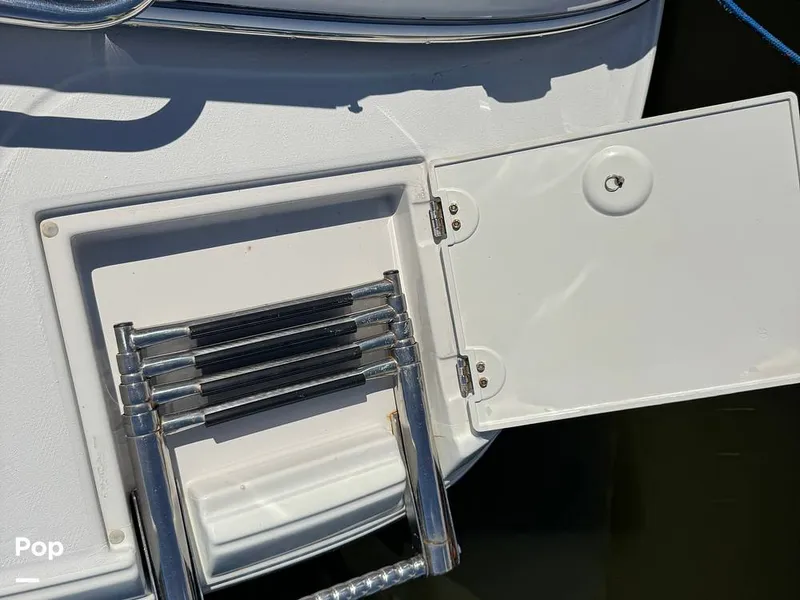 Slide: The Image of Crownline Boats 260 LS 2009 - 16722828