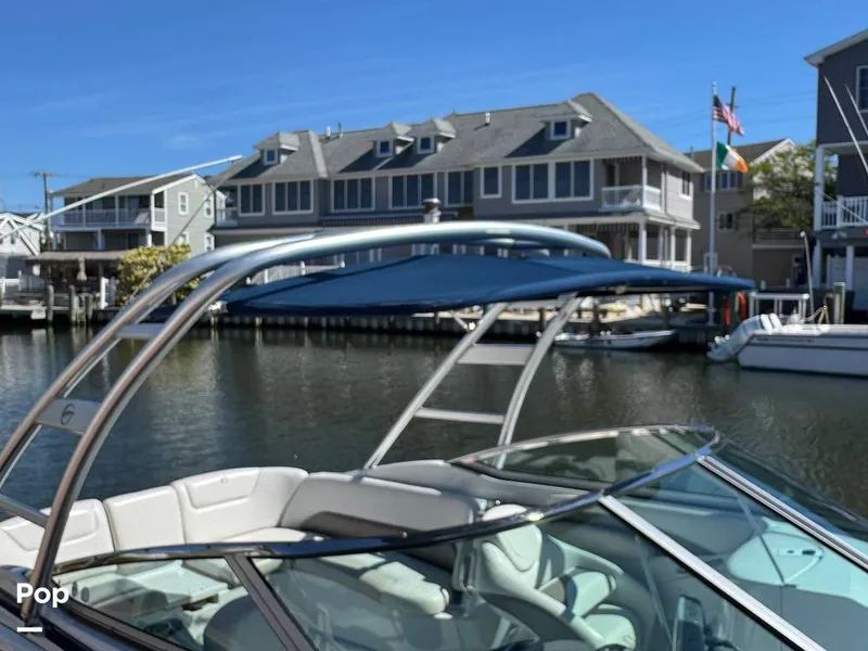 Slide: The Image of Crownline Boats 260 LS 2009 - 16722811