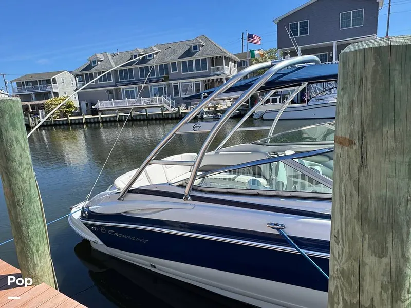 Slide: The Image of Crownline Boats 260 LS 2009 - 16722833