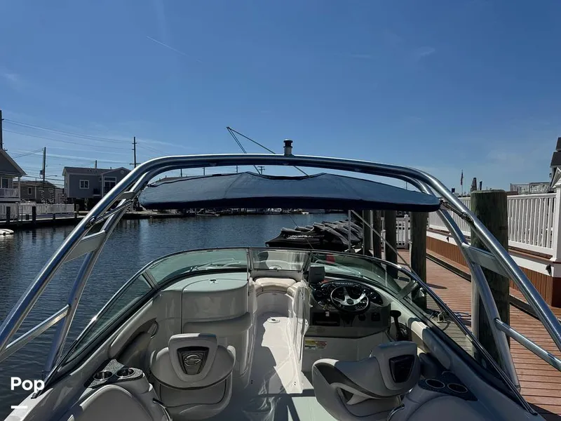 Slide: The Image of Crownline Boats 260 LS 2009 - 16722943