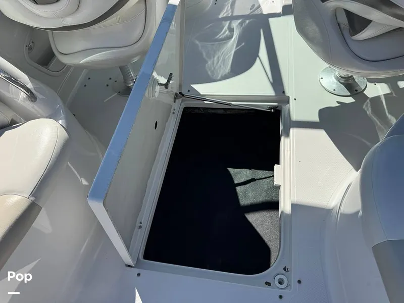 Slide: The Image of Crownline Boats 260 LS 2009 - 16722939