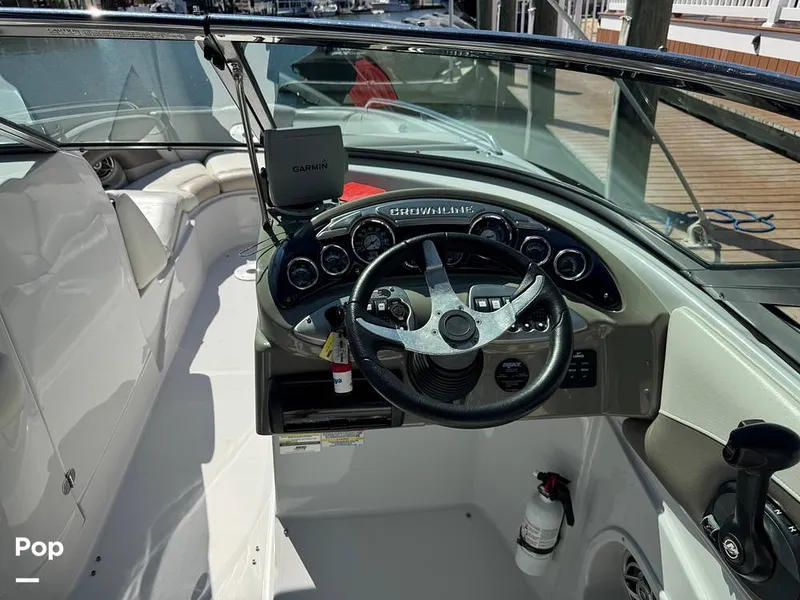 Slide: The Image of Crownline Boats 260 LS 2009 - 16722918