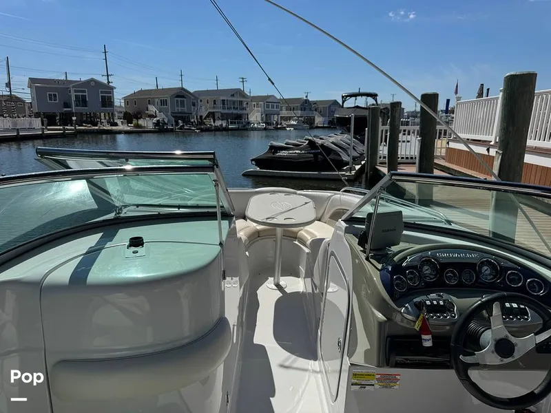 Slide: The Image of Crownline Boats 260 LS 2009 - 16722947