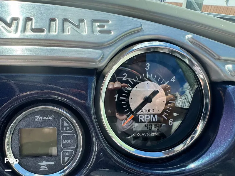 Slide: The Image of Crownline Boats 260 LS 2009 - 16722934