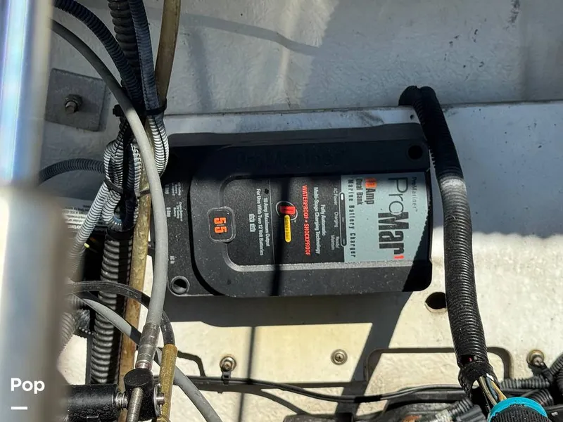 Slide: The Image of Crownline Boats 260 LS 2009 - 16722838