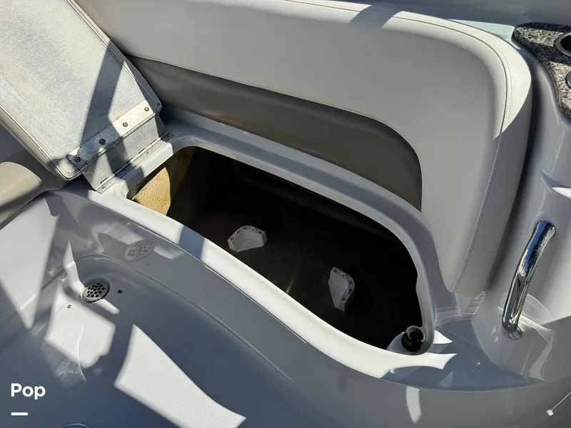 Slide: The Image of Crownline Boats 260 LS 2009 - 16722917