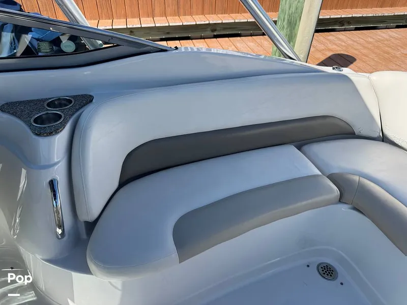 Slide: The Image of Crownline Boats 260 LS 2009 - 16722956