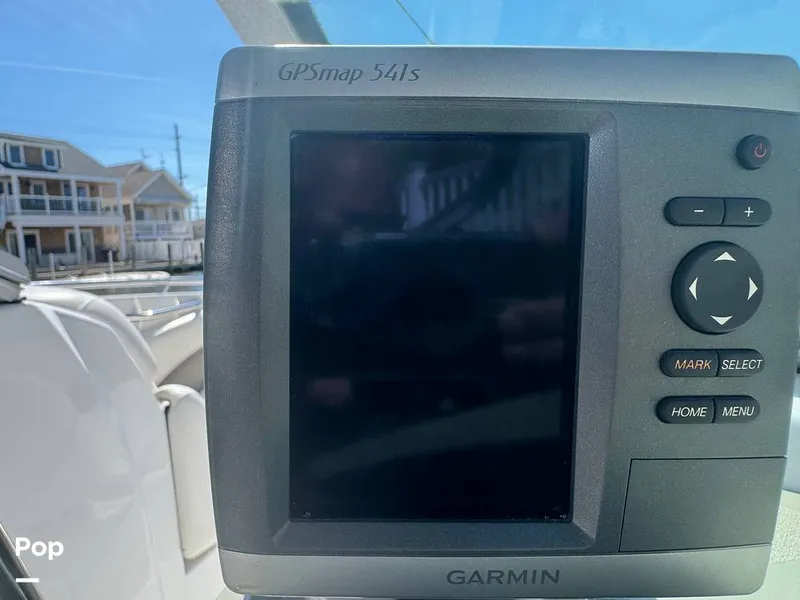 Slide: The Image of Crownline Boats 260 LS 2009 - 16722916