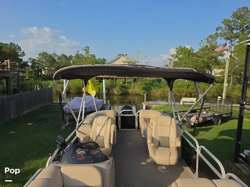 Slide: The Image of Sun Tracker Party Barge 24 XP3 2021 - 16714692
