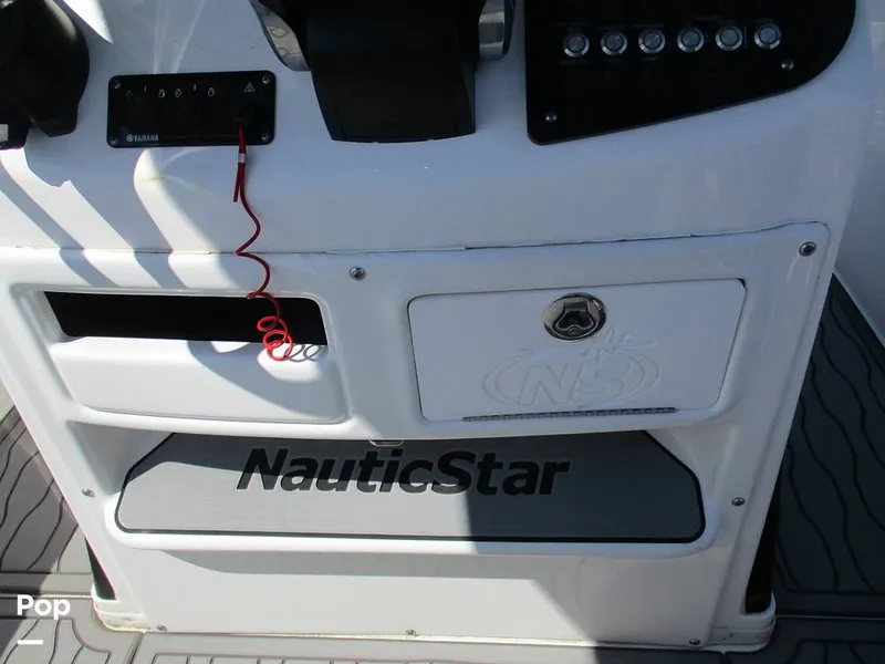 Slide: The Image of NauticStar 2602 LEGACY 2022 - 16667033