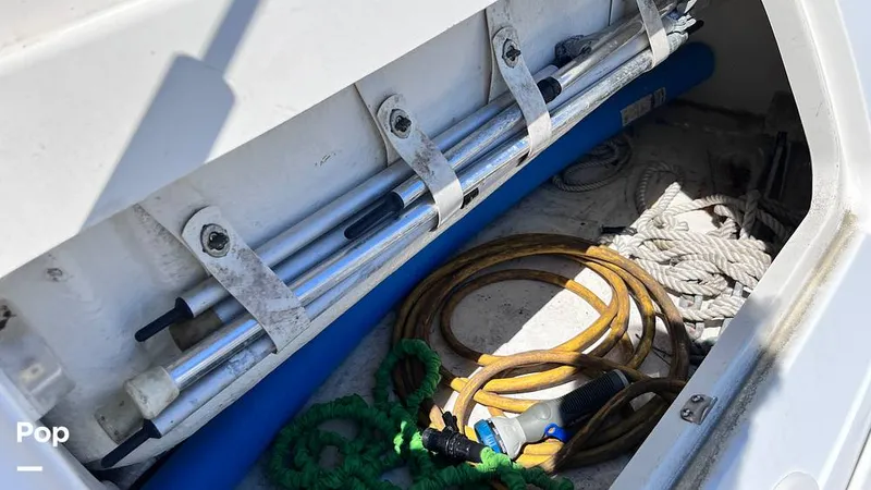 Slide: The Image of Sea Ray Amberjack 270 2005 - 16690515