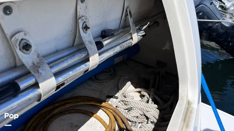 Slide: The Image of Sea Ray Amberjack 270 2005 - 16690510