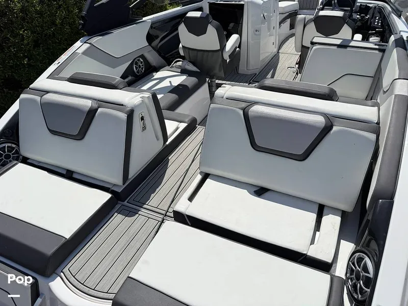 Slide: The Image of Yamaha 252S HO 2023 - 16699603
