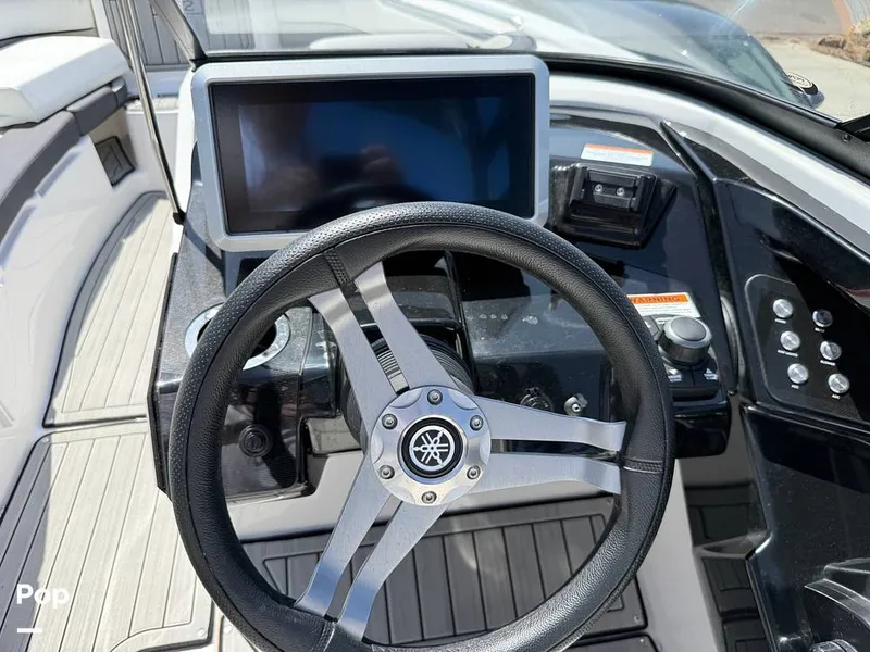 Slide: The Image of Yamaha 252S HO 2023 - 16699611