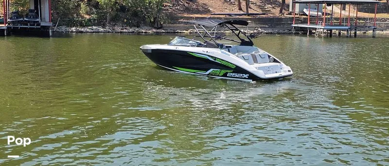 Slide: The Image of Yamaha 252XE 2021 - 16697396