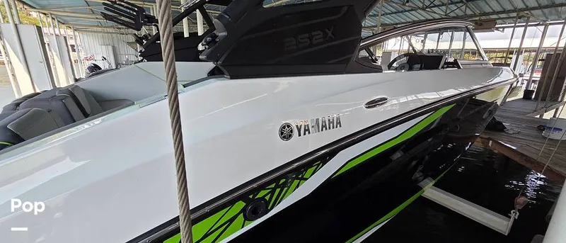 Slide: The Image of Yamaha 252XE 2021 - 16697271