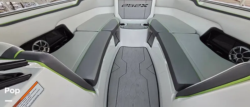 Slide: The Image of Yamaha 252XE 2021 - 16697341