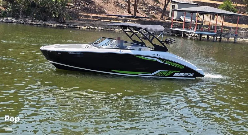 Slide: The Image of Yamaha 252XE 2021 - 16697400
