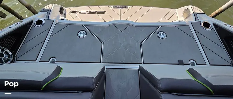 Slide: The Image of Yamaha 252XE 2021 - 16697371