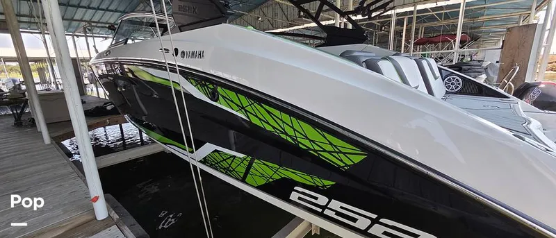 Slide: The Image of Yamaha 252XE 2021 - 16697289