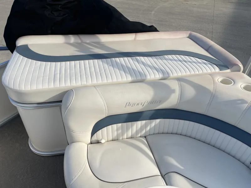 Slide: The Image of Godfrey 240 RE AP 2008 - 12