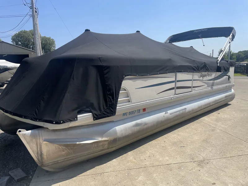 Slide: The Image of Godfrey 240 RE AP 2008 - 4