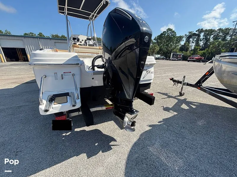 Slide: The Image of NauticStar 231 Hyrid 2023 - 16677401