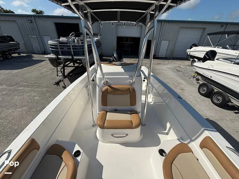 Slide: The Image of NauticStar 231 Hyrid 2023 - 16677462
