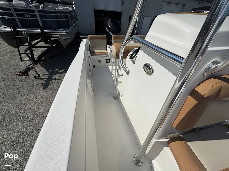 Slide: The Image of NauticStar 231 Hyrid 2023 - 16677463