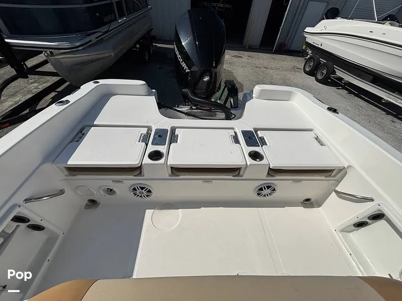 Slide: The Image of NauticStar 231 Hyrid 2023 - 16677429