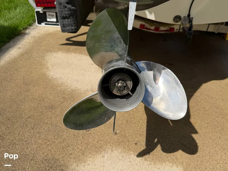 Slide: The Image of Pursuit 2470CC 2000 - 16725876