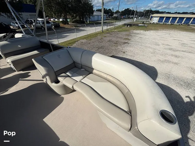 Slide: The Image of Cypress Cay Seabreeze 232 Freedom 2023 - 16854519