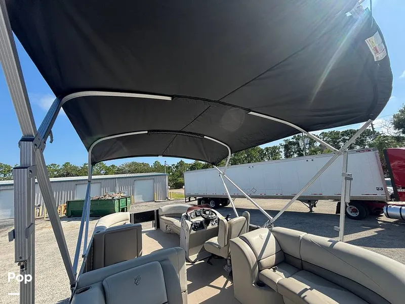 Slide: The Image of Cypress Cay Seabreeze 232 Freedom 2023 - 16678309